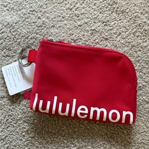 lululemon clippable card pouch NWT LURD/WHT sold out color